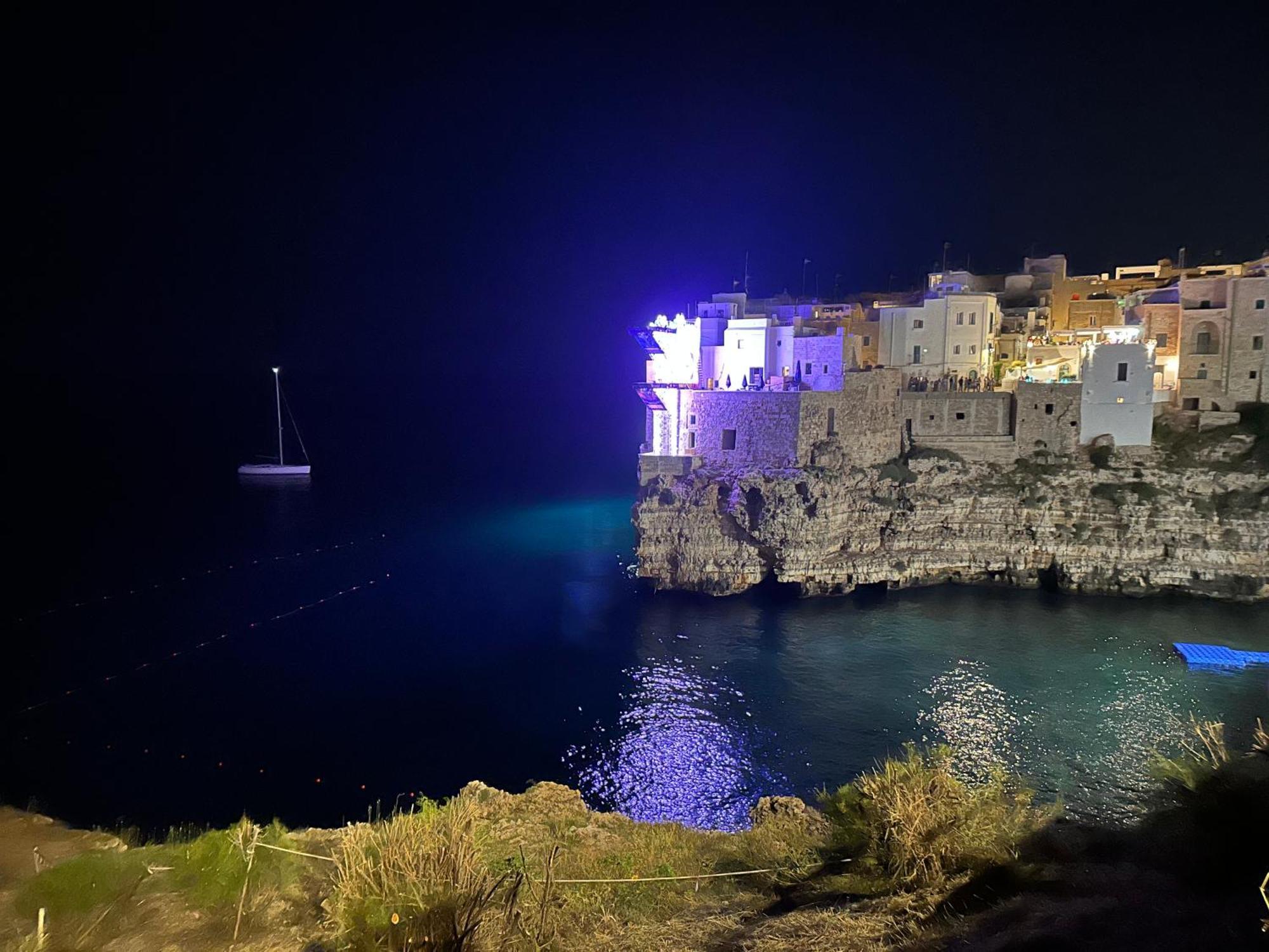 Bed and Breakfast Amare Il Mare à Polignano a Mare Extérieur photo